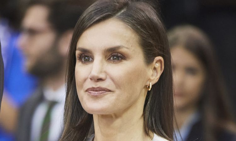 Spanish Queen to remain in quarantine despite testing negative for COVID-19
