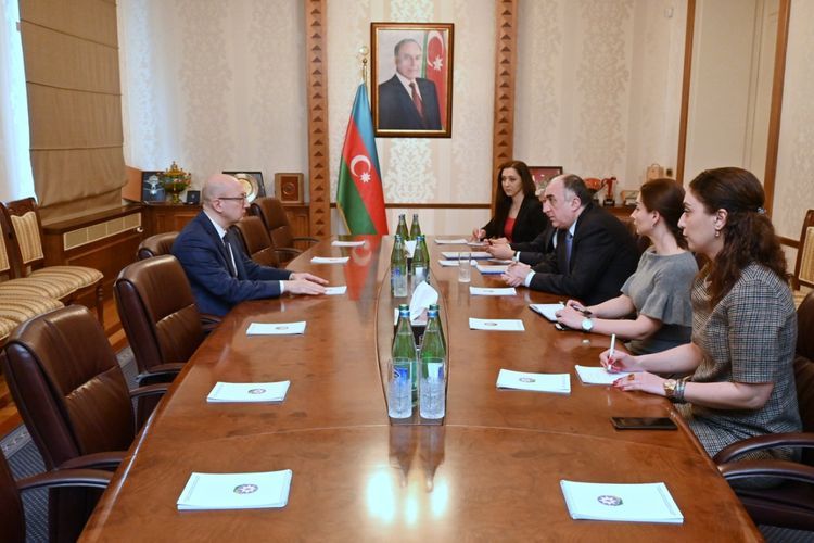 Azerbaijani FM receives Uzbek ambassador upon termination of diplomatic tenure