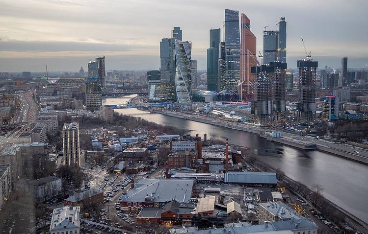 Moscow mayor bans all public events attended by over 50 people until April 10
