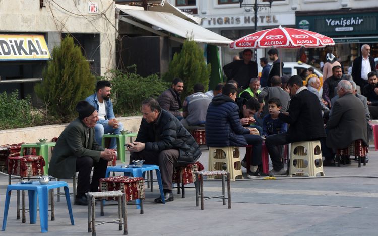Turkey to shut down social spaces: Cafes, theaters, gyms vacated amid virus fears