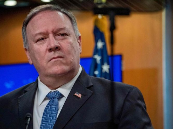 China expels American journalists as spat with U.S. escalates