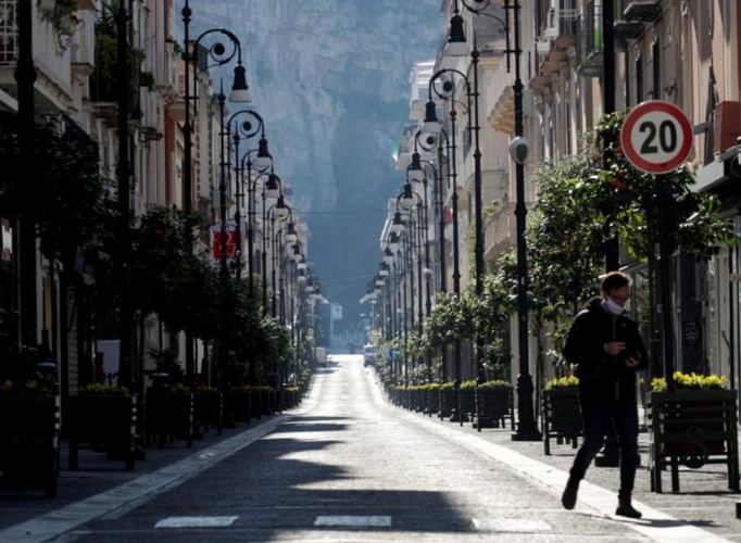 Italy reports 427 new coronavirus deaths, overtakes China's death toll