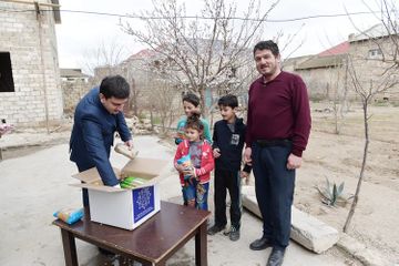 Heydar Aliyev Foundation presents Novruz holiday gifts to families, receiving targeted social assistance - PHOTO