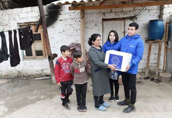 Heydar Aliyev Foundation presents Novruz holiday gifts to families, receiving targeted social assistance - PHOTO