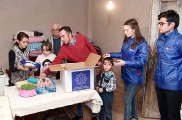 Heydar Aliyev Foundation presents Novruz holiday gifts to families, receiving targeted social assistance - PHOTO