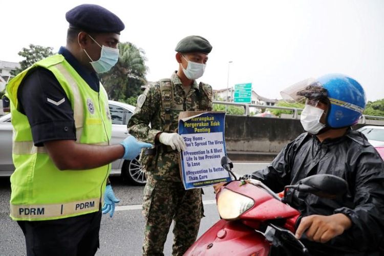 Malaysia steps up coronavirus tests as it braces for 'worst scenario'