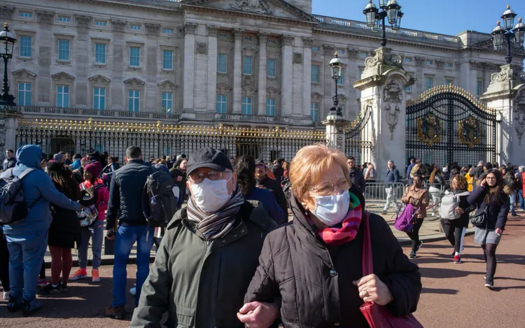 Russia to close nightclubs, cinemas amid coronavirus