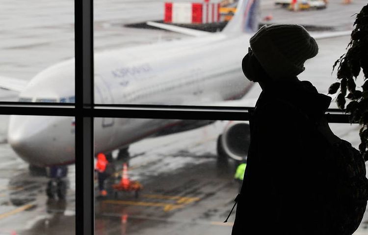 Russia fully halts international flights amid coronavirus