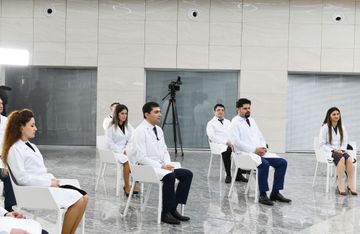 President Ilham Aliyev attended opening of “Yeni klinika” medical institution in Baku - UPDATED