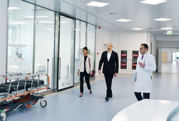President Ilham Aliyev attended opening of “Yeni klinika” medical institution in Baku - UPDATED