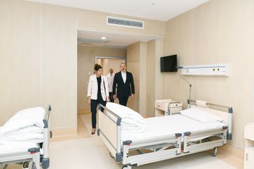 President Ilham Aliyev attended opening of “Yeni klinika” medical institution in Baku - UPDATED