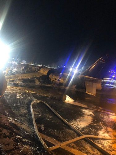 Plane with medics and patients crashes at Manila airport, killing 8 passengers  - PHOTO
