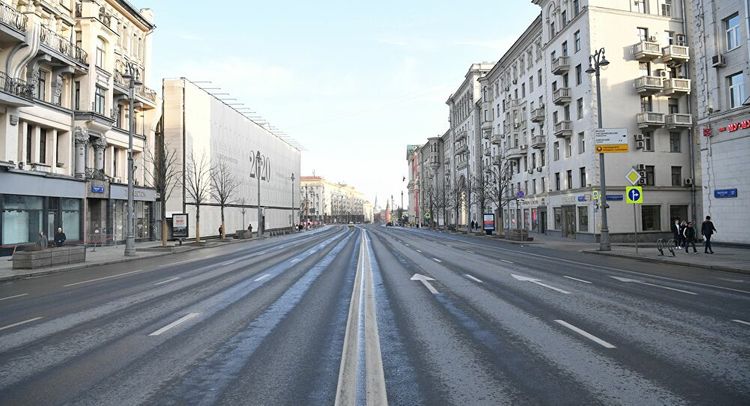 Moscow begins mandatory self-isolation