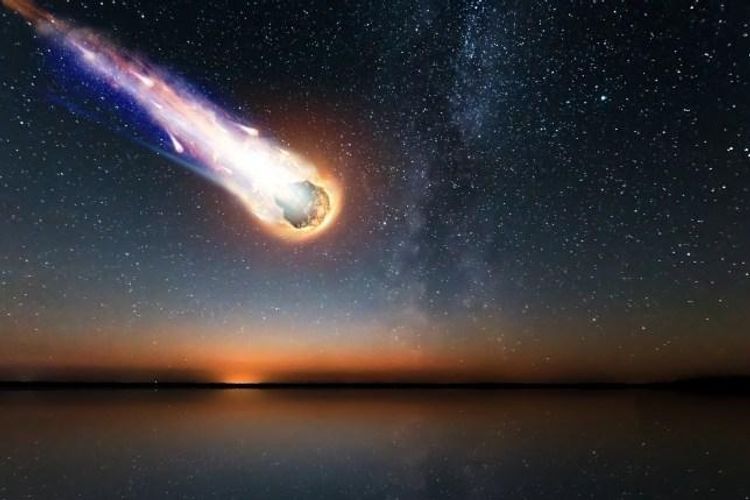 ATLAS  comet approaching the Earth