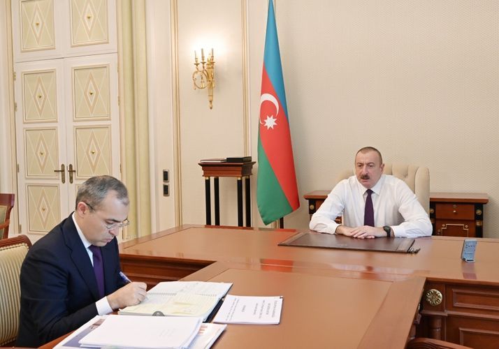 President Ilham Aliyev receives Minister of Economy - UPDATED