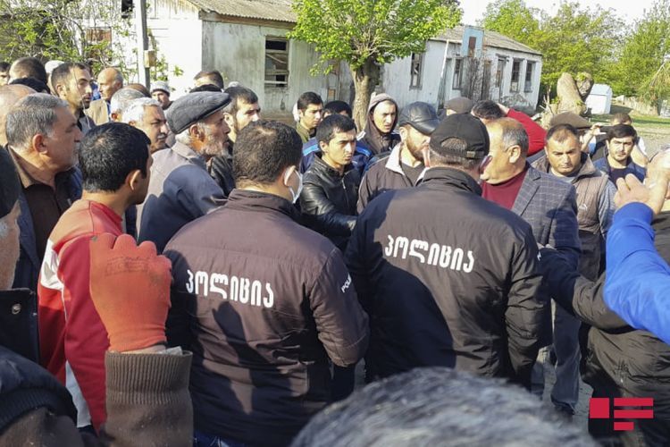Azerbaijani villagers hold protest in Georgia