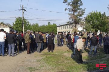 Azerbaijani villagers hold protest in Georgia