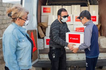 Bakcell supports low-income families in Bina settlement