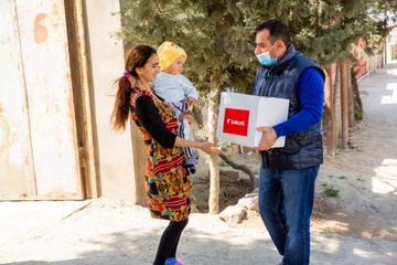 Bakcell supports low-income families in Bina settlement
