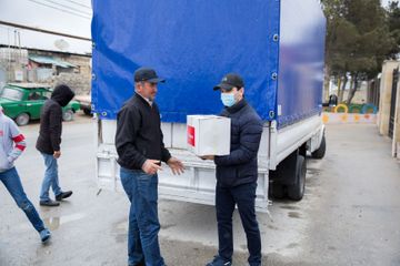 Bakcell supports low-income families in Bina settlement