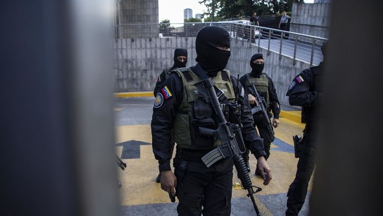 At least 17 prisoners killed in riot at Venezuelan jail
