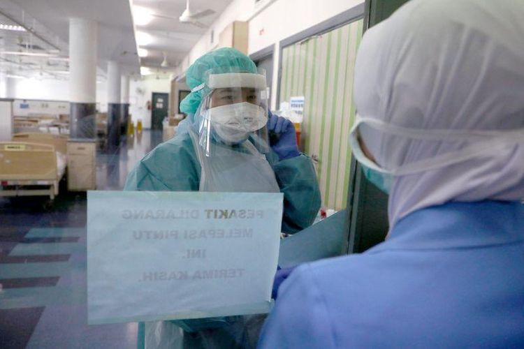 Malaysia reports 105 new coronavirus cases