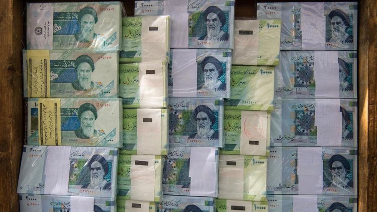 Iran's parliament approves bill to change official currency