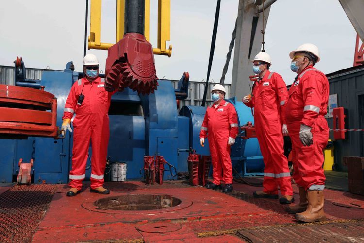 Drilling of a new well launched at 'Umid' field