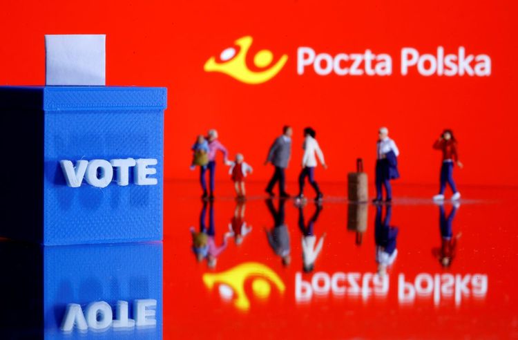 Poland's presidential poll halted over coronavirus