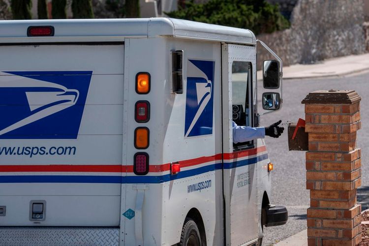Republican donor named U.S. postmaster general