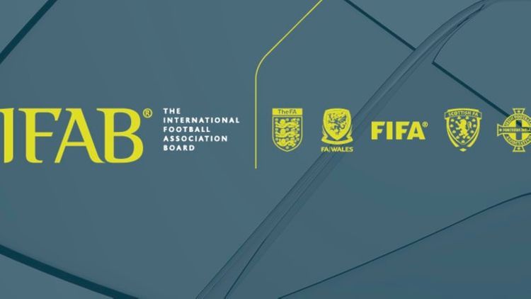 Football to allow five substitutions when play resumes