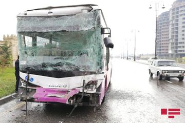 Collision of two buses in Azerbaijan's Sumgait leaves 14 injured - VIDEO - UPDATED