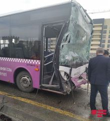 Collision of two buses in Azerbaijan's Sumgait leaves 14 injured - VIDEO - UPDATED