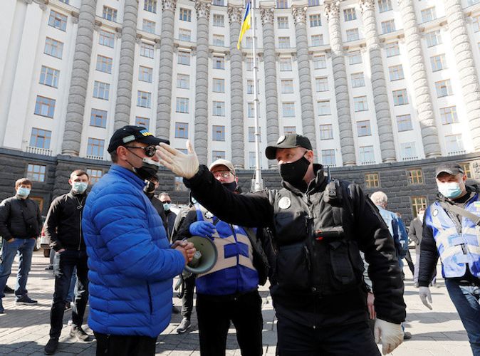 Coronavirus lockdown eased in Ukraine