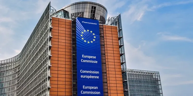 EU Commission welcomes Eurogroup's relief deal