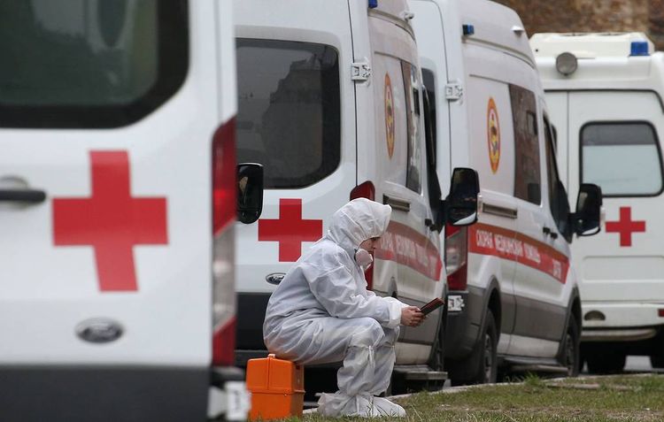 St. Petersburg hospitals lack medical equipment, including ventilators, says governor
