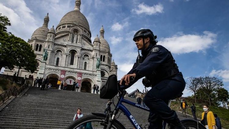 France confirms 83 new COVID-19 deaths