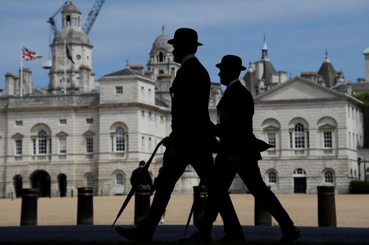 UK coronavirus death toll rises by 170, lowest increase since March