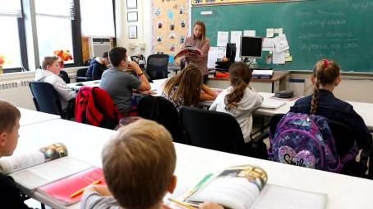 Polish schools may remain closed until the end of June