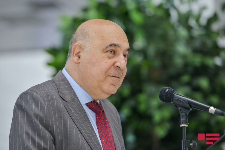 Putin awards Chingiz Abdullayev Order of Friendship