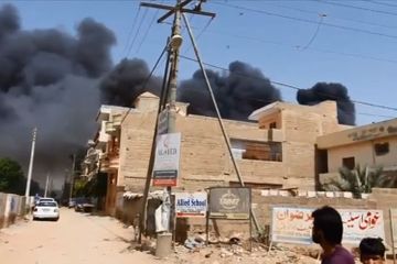 Pakistan passenger plane crashes near airport - VIDEO - UPDATED