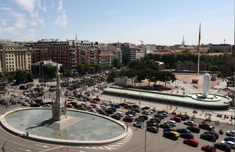 Spain’s coronavirus death toll climbs by 48
