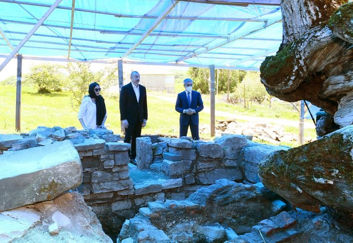 President Ilham Aliyev viewed restoration and conservation works at Pir Omar Sultan shrine in Shamakhi