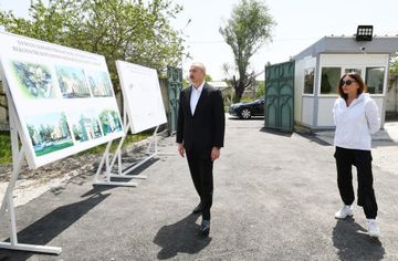 President Ilham Aliyev viewed work done as part of renovation of Pirsaat Baba shrine in Shamakhi