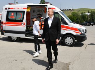 President Ilham Aliyev viewed transport vehicles and special machinery allocated to Shamakhi district