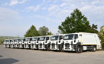President Ilham Aliyev viewed transport vehicles and special machinery allocated to Shamakhi district