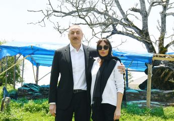 President Ilham Aliyev viewed restoration and conservation works at Pir Omar Sultan shrine in Shamakhi