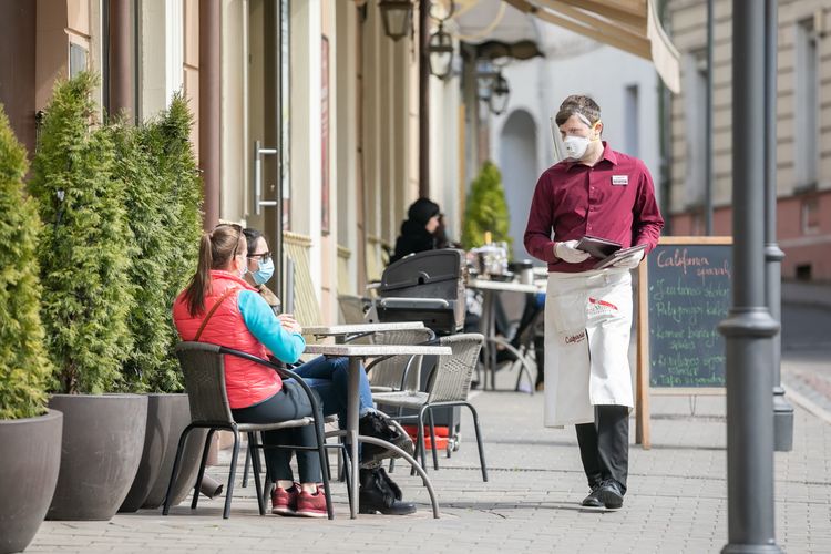Bulgaria to reopen restaurants, bars and cafes on June 1
