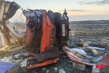 Two trucks collide in Azerbaijan’s Sumgait, fatal casualties reported - PHOTO