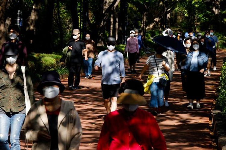 South Korea expands mask requirements as COVID-19 cases grow